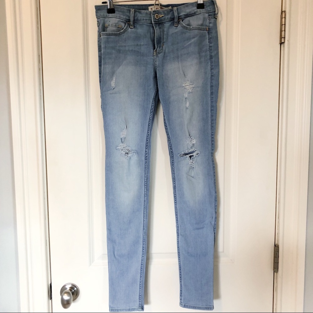 Light Wash Low Rise Ripped Skinny Jeans - Picture 2 of 7